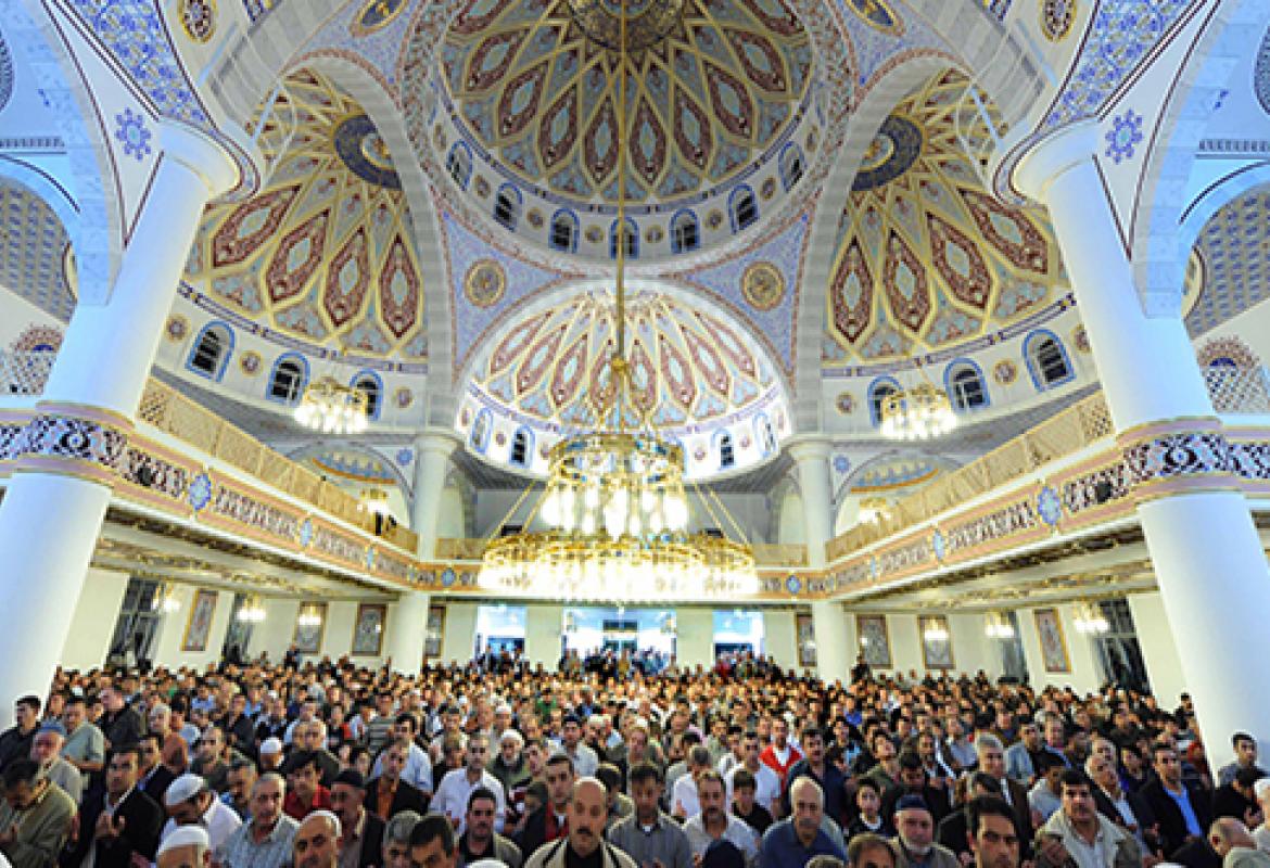 On Bir Ayın Sultanı Ramazan-ı Şerif'e Girerken